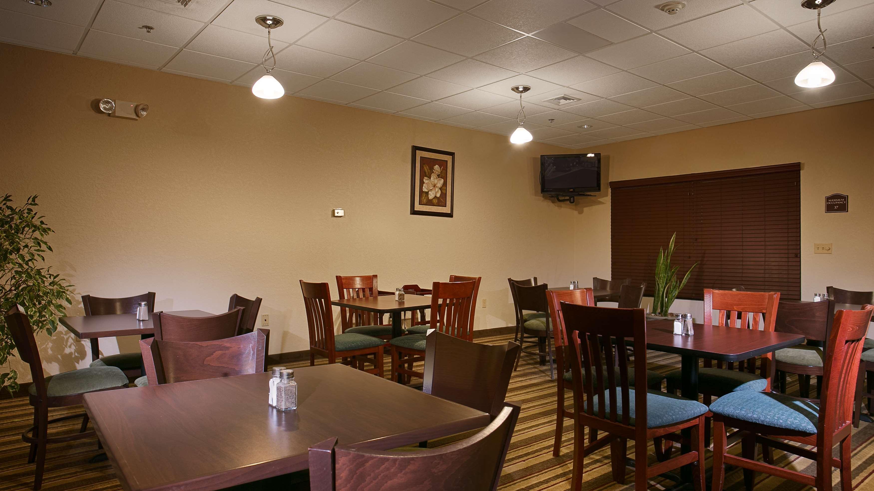 Best Western Plus Springfield Airport Inn Εξωτερικό φωτογραφία