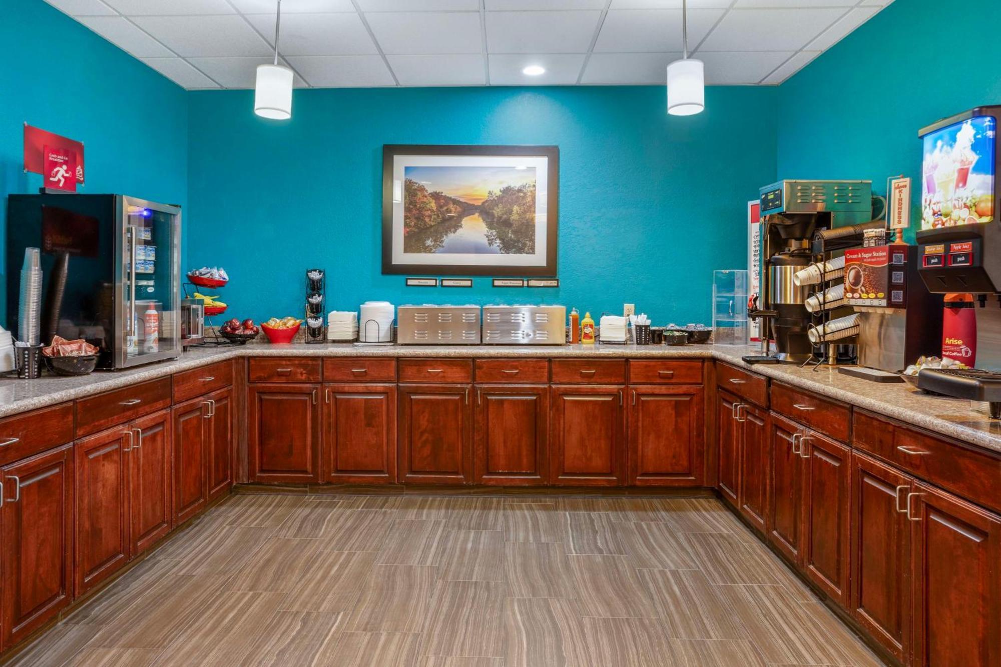 Best Western Plus Springfield Airport Inn Εξωτερικό φωτογραφία