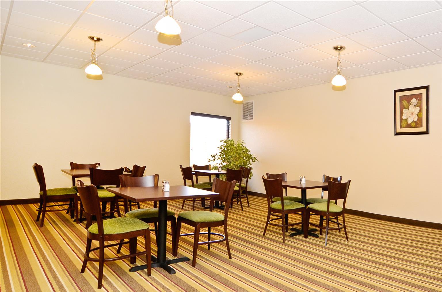 Best Western Plus Springfield Airport Inn Ανέσεις φωτογραφία